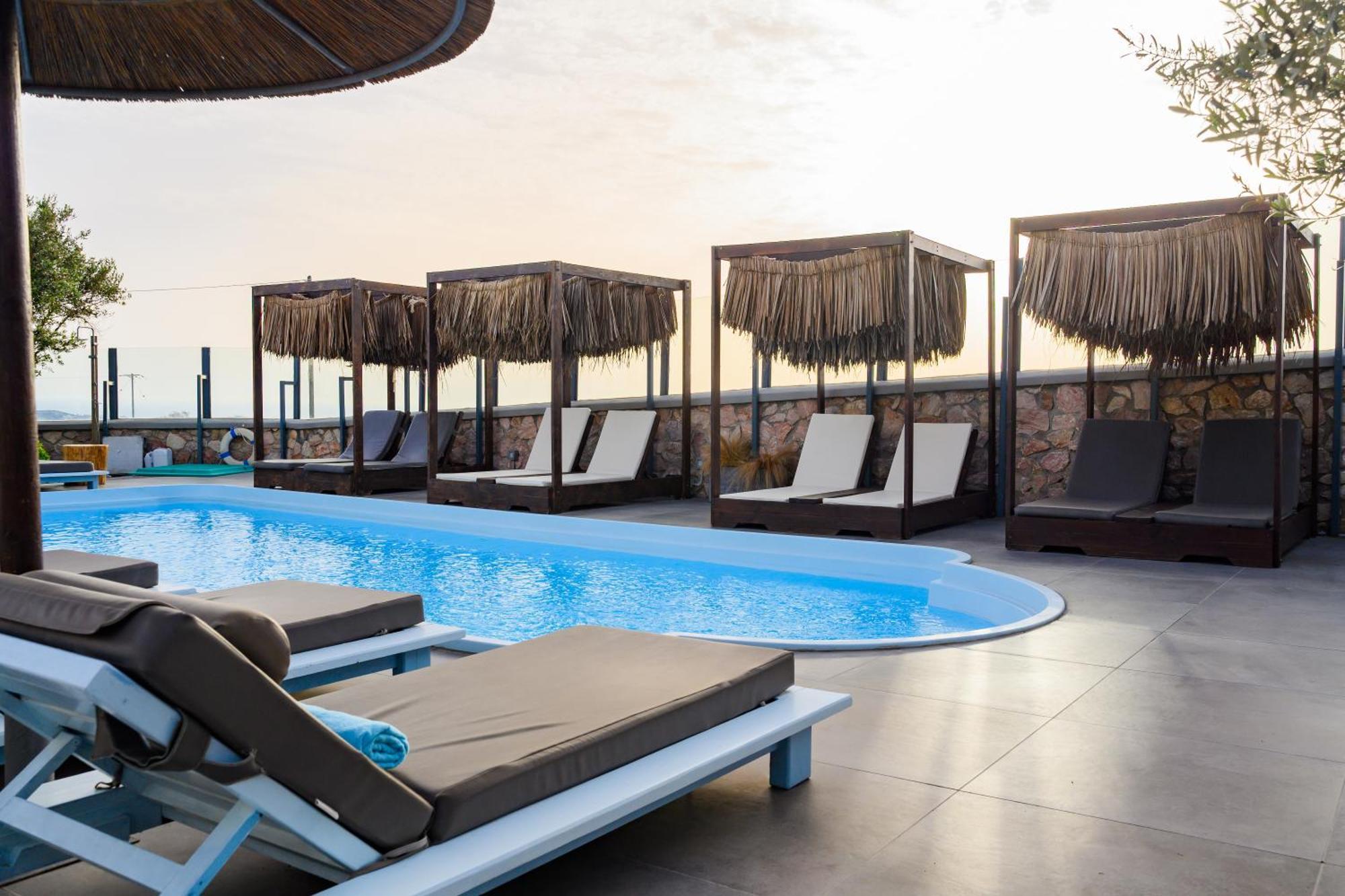 Impressive One Hotel Ormos Athinios Exterior photo