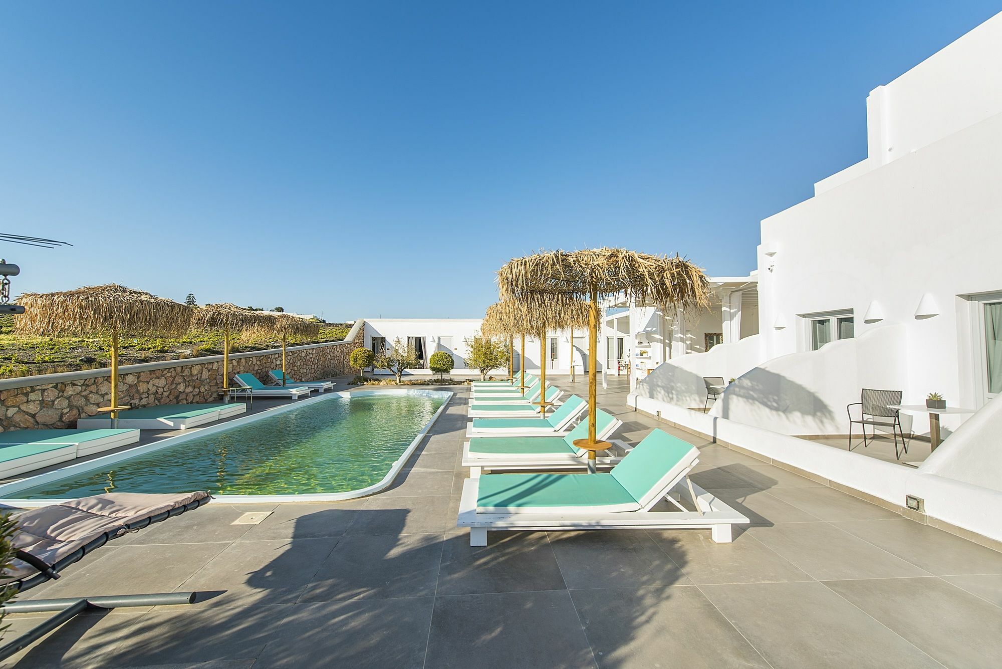 Impressive One Hotel Ormos Athinios Exterior photo